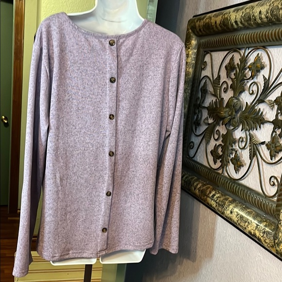 EUC Lavender Sweater Long Sleeve Purple With Back Button Details-Sz XL - Picture 7 of 10